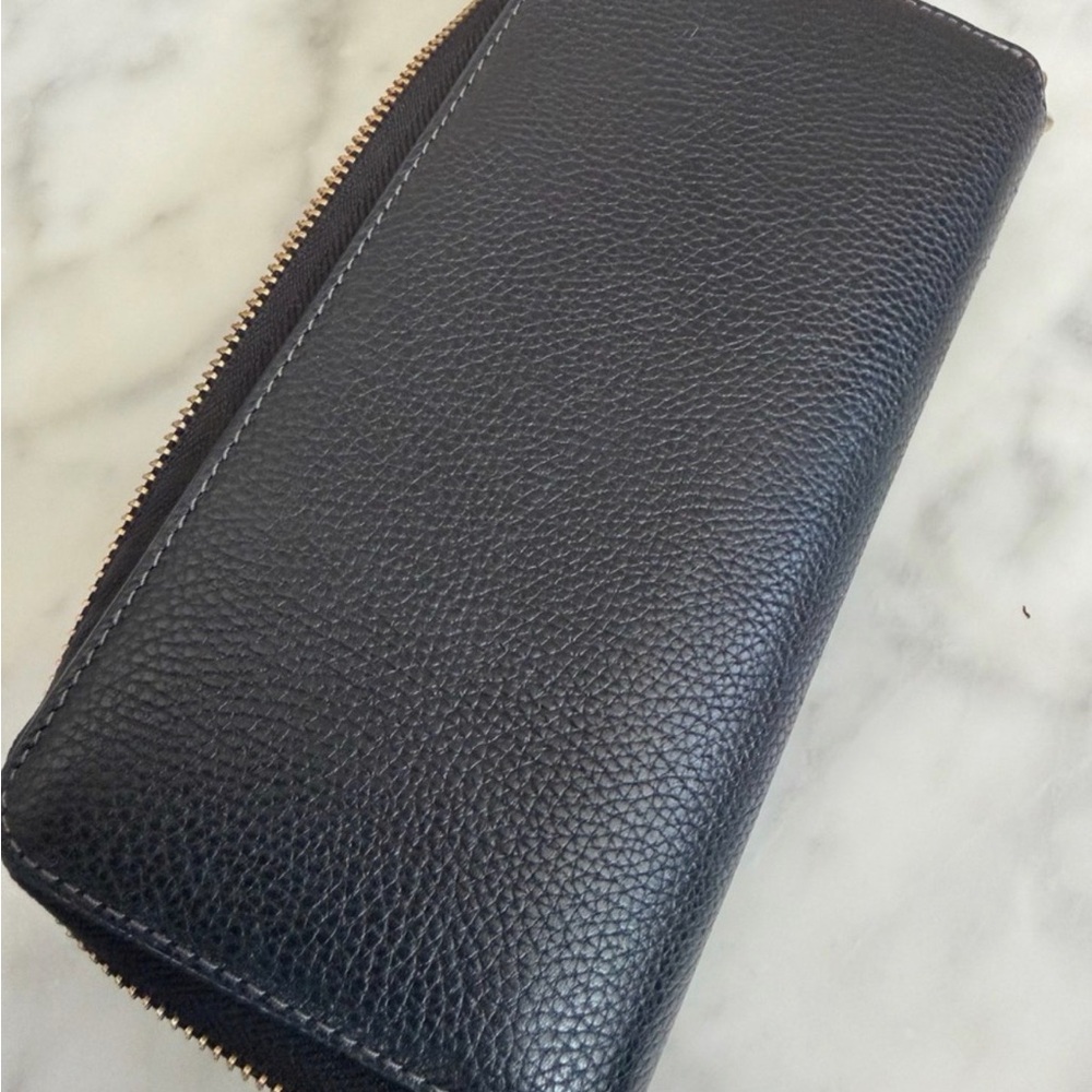 NWOT $225 Coach Essential Continental Wallet - Picture 3 of 4